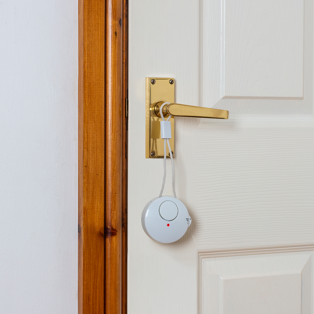 door handle alarm lightweight and portable