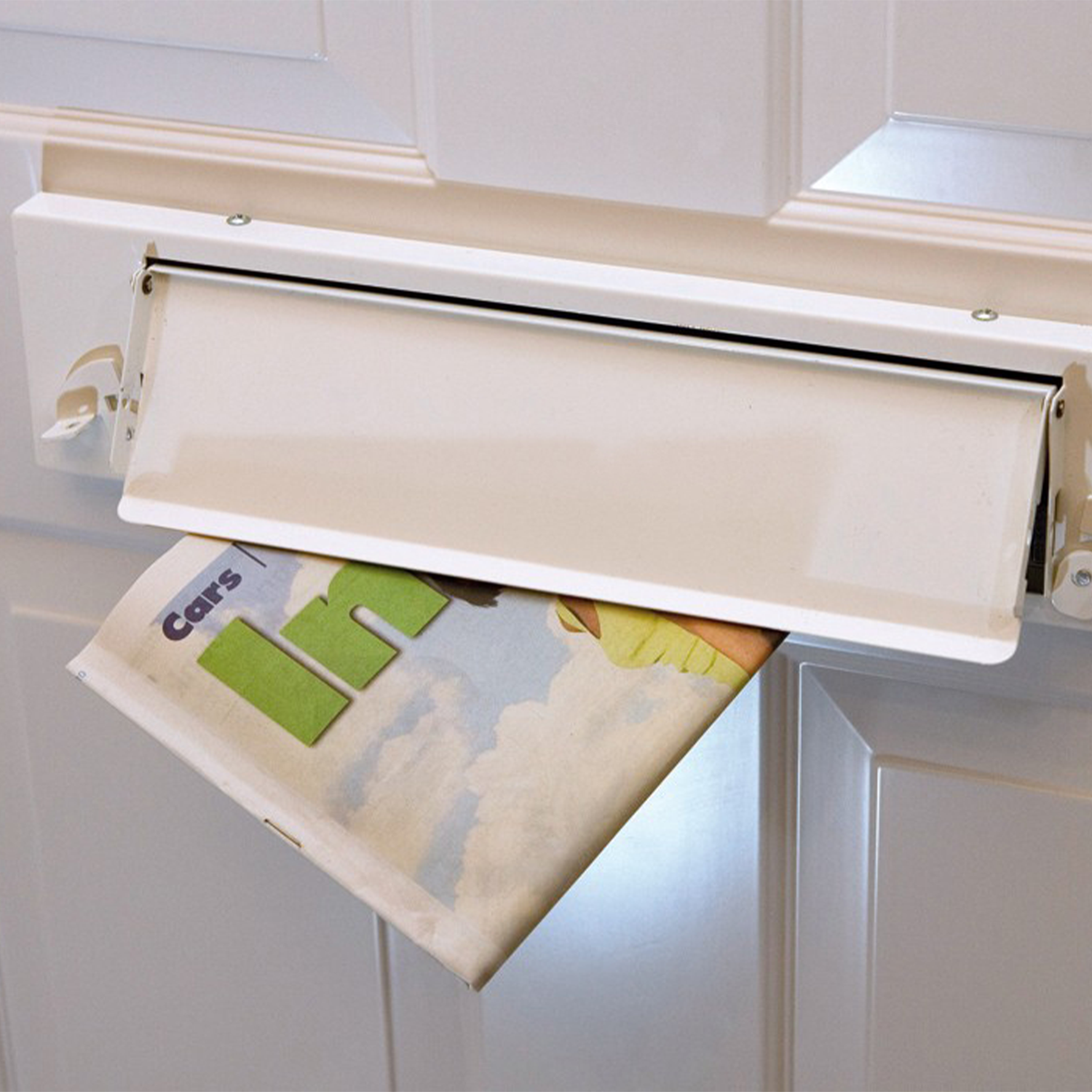 Flaplock locking letter plate that stops unauthorised access through the letterbox