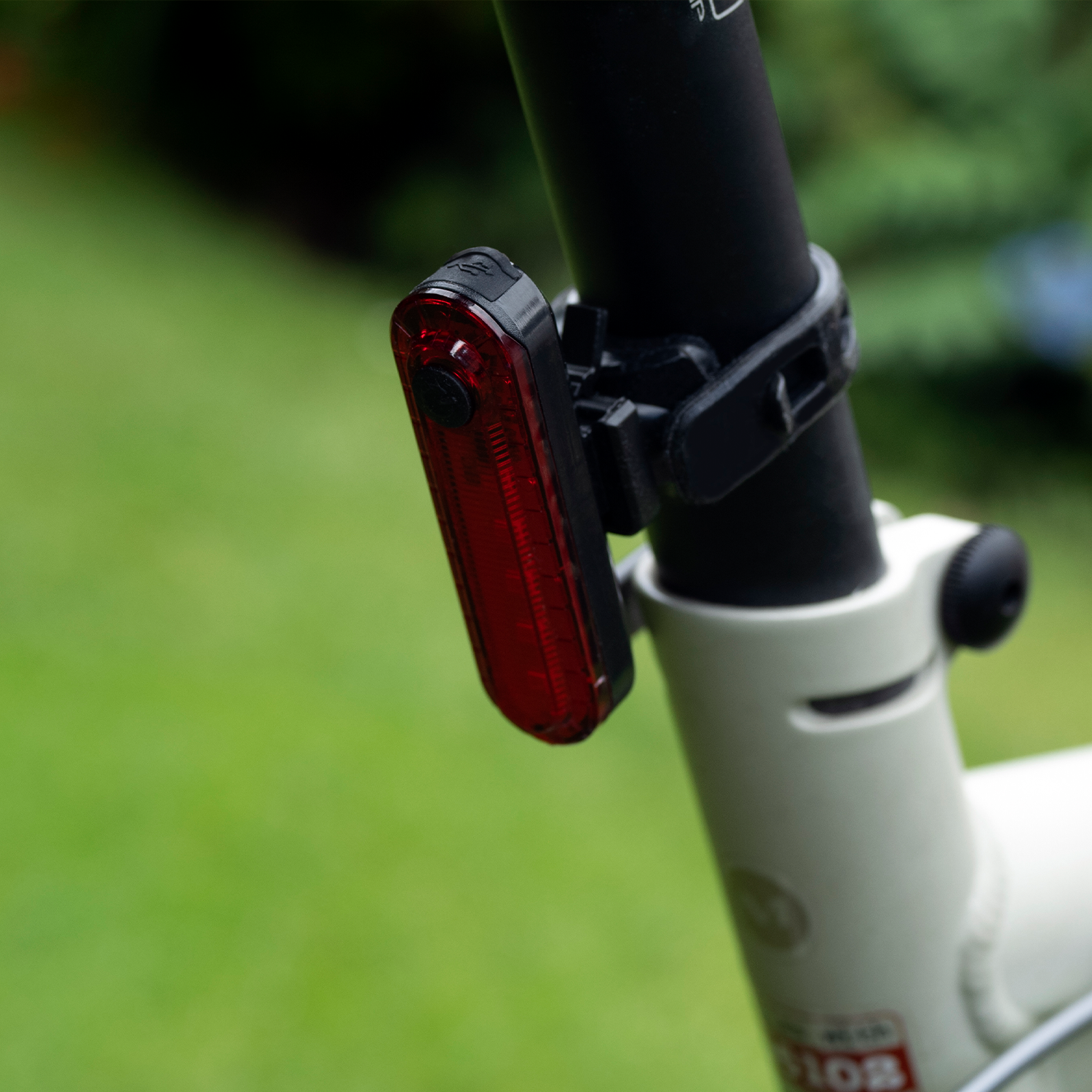 Defender lumos pro usb bike light set rechargeable front and rear led lights bicycle charging cables included