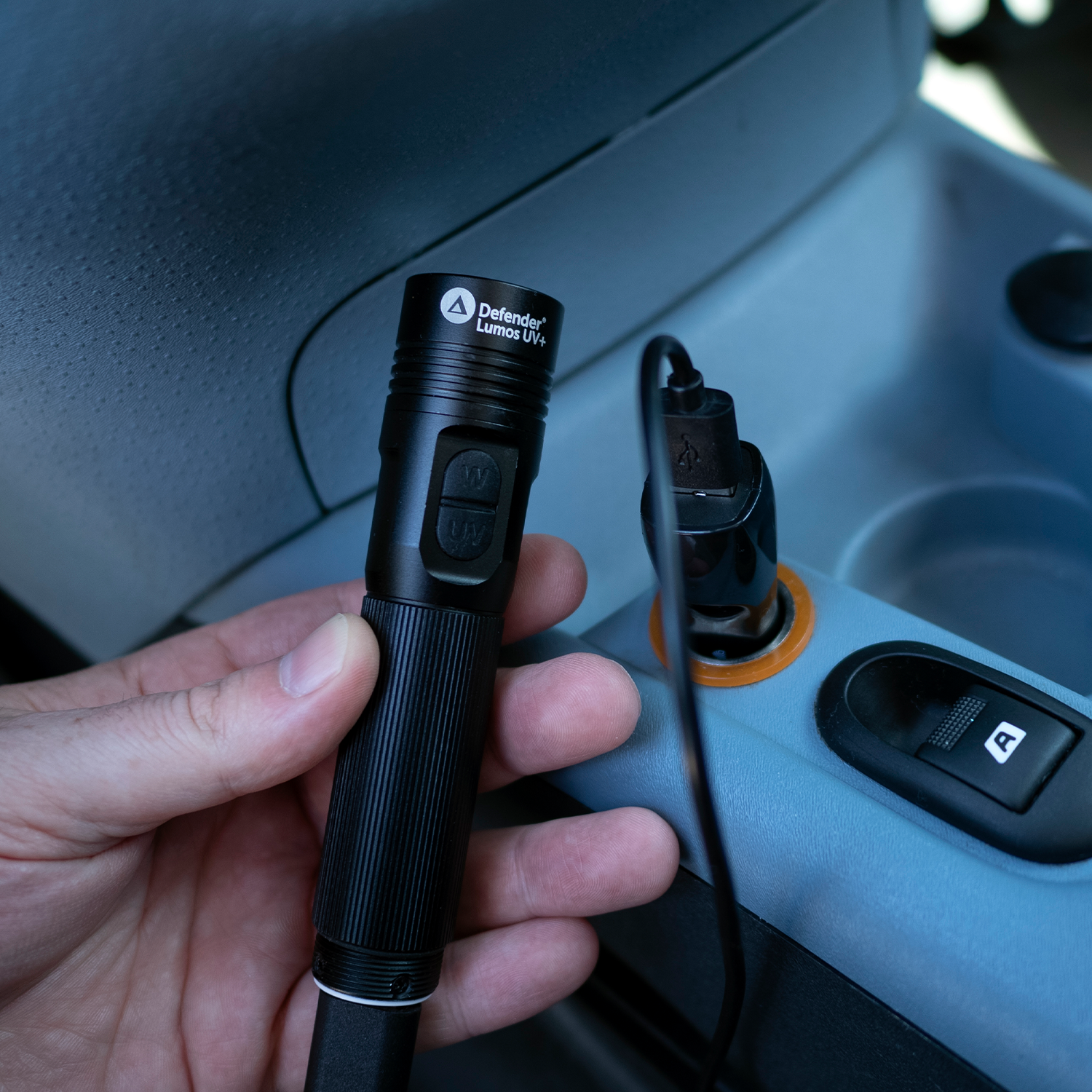 Defender lumos uv+ led torch includes USB charger wrist strap & molle pouch