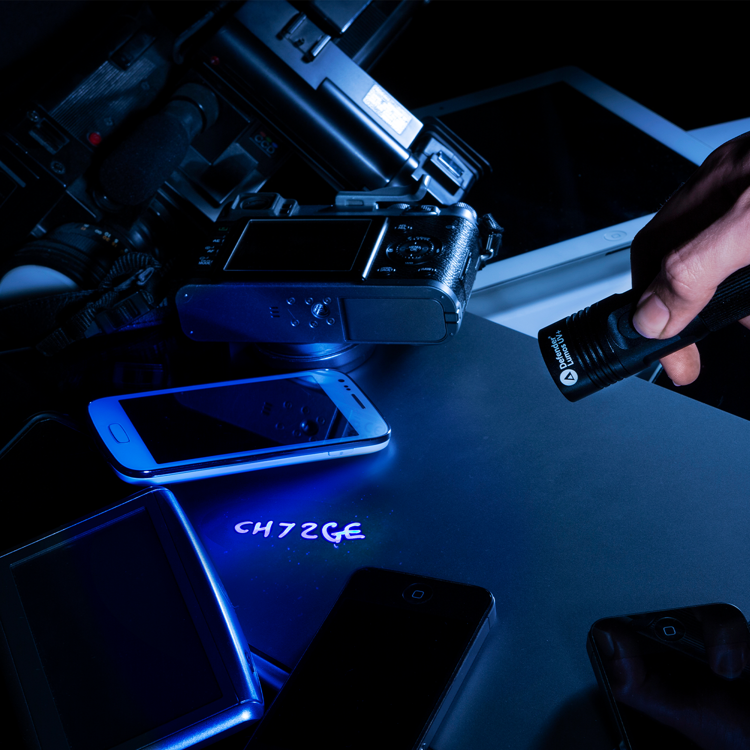 Defender lumos torch uv+ usb rechargeable flashlight