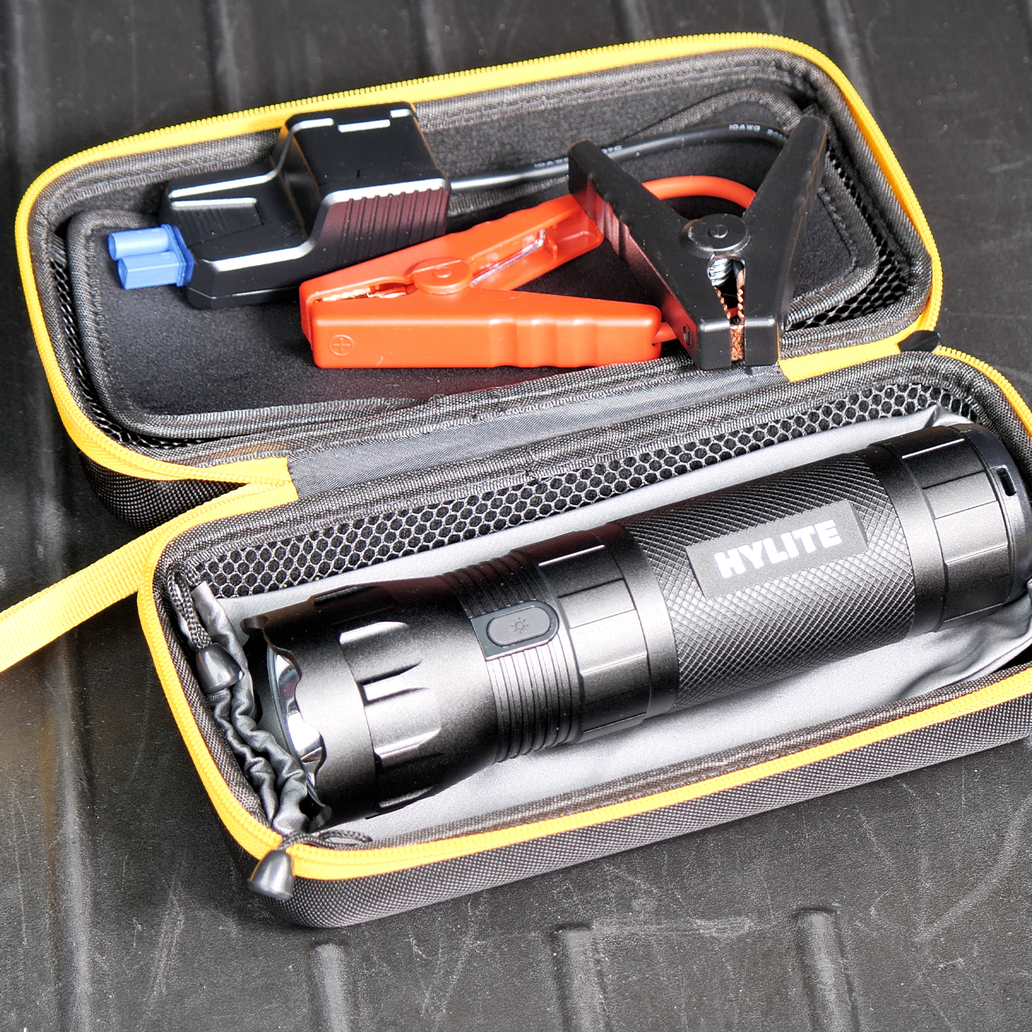 USB charging port that can hold charge for up to a year