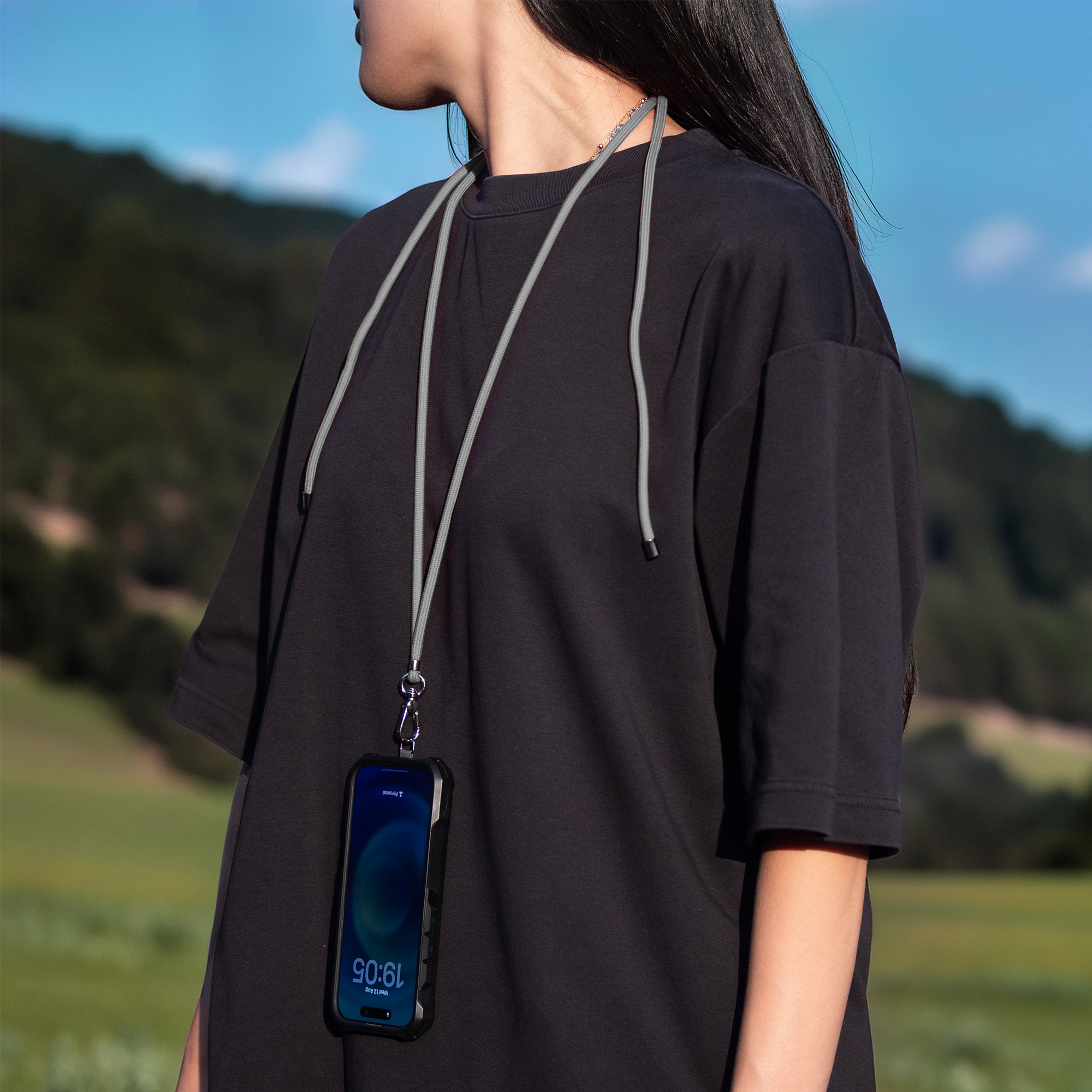 Adjustable anti-snatch phone cable with secure clip attachment