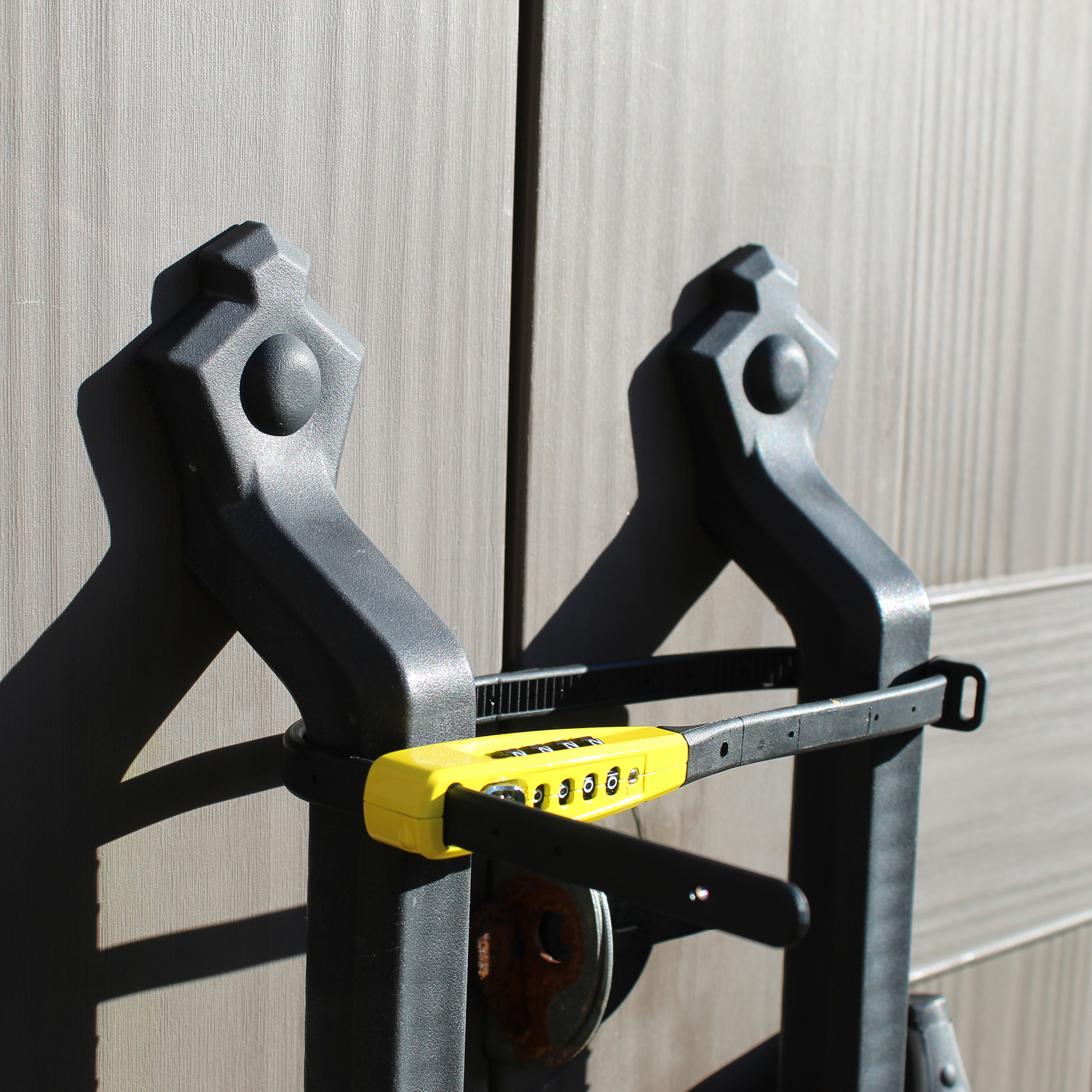 combination lock use on sheds, for travel or other outdoor items